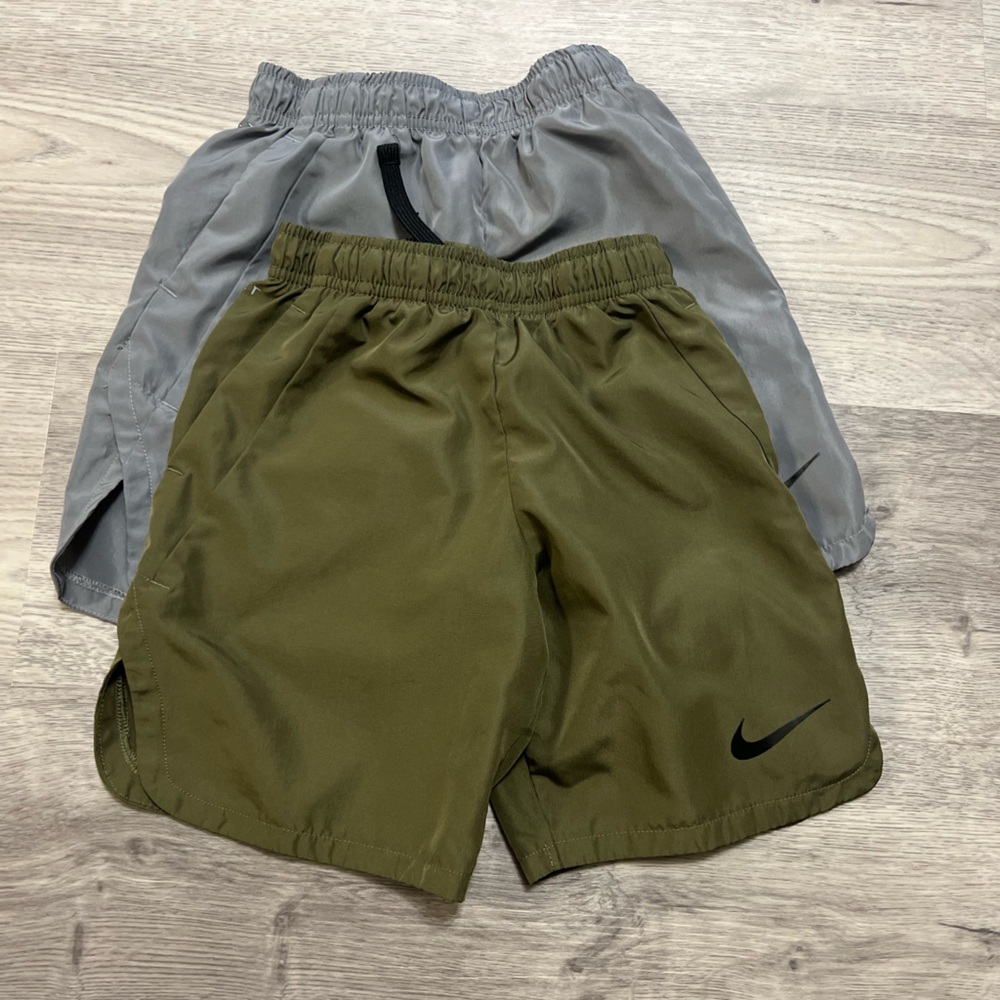 Boys 4-7 Nike Dri-FIT Vent Athletic Shorts Size S